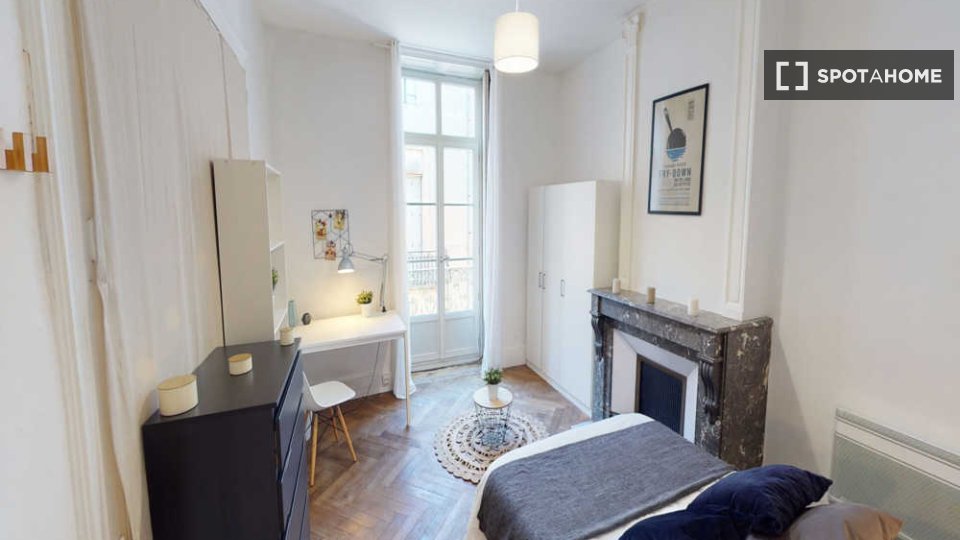 Double room Montpellier, 3 beds, 70m² — photo 8
