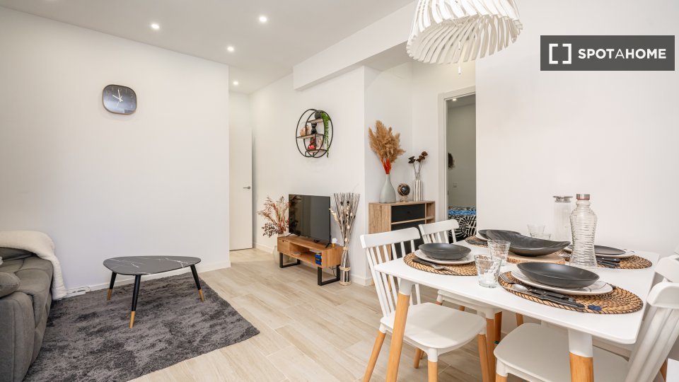 Apartment Madrid, 2 beds, 50m² — photo 17