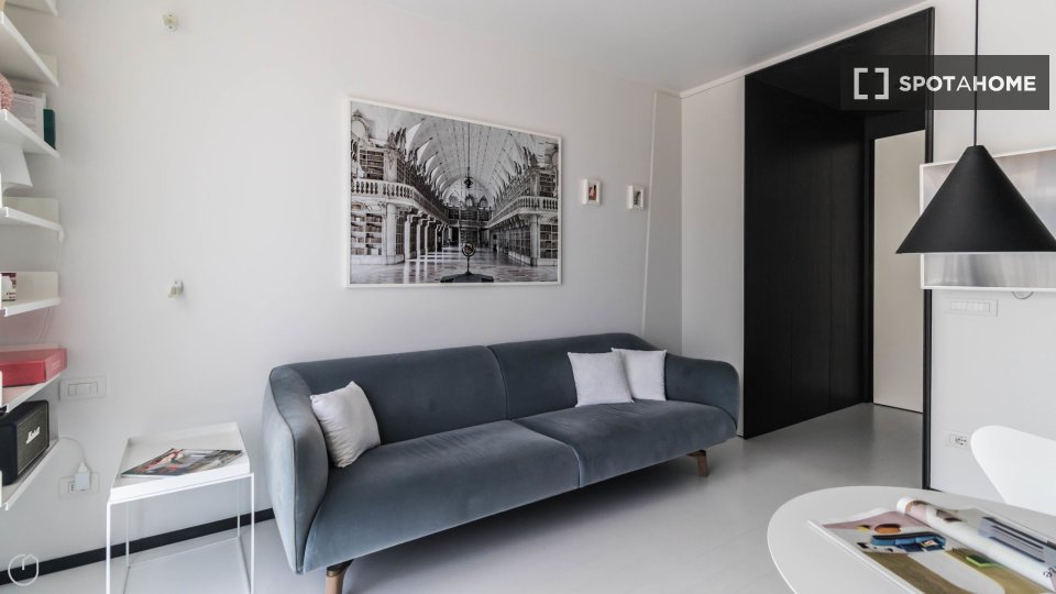 Apartment Milan, 1 bed, 43m² — photo 9