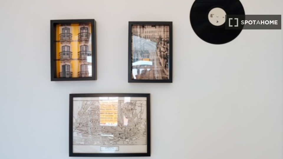 Apartment Lisbon, 1 bed — photo 16