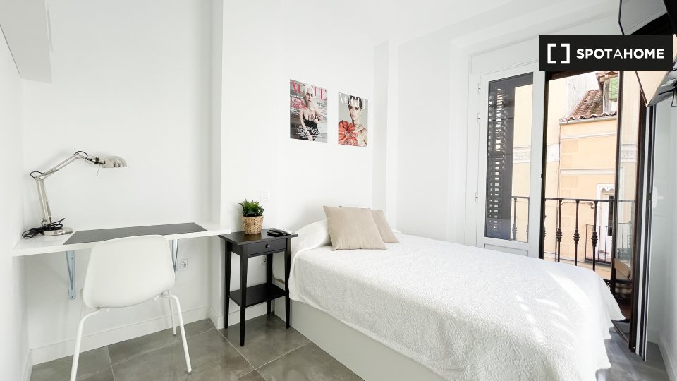Apartment Madrid, 1 bed — photo 13