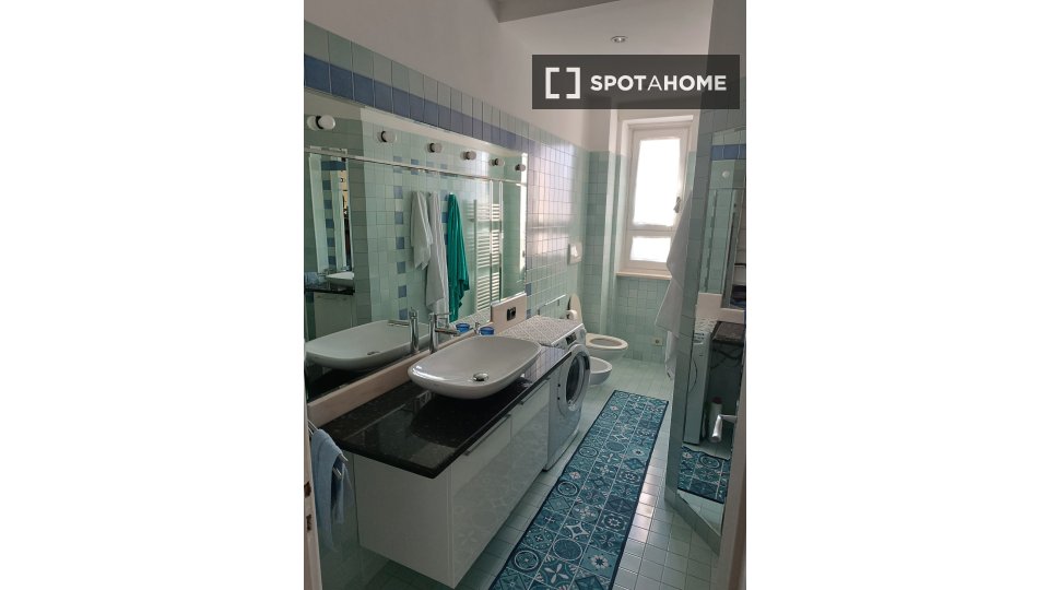 Double room Turin, 2 beds, 80m² — photo 5