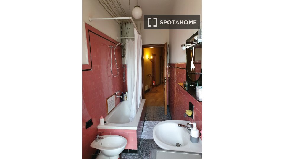 Double room Turin, 4 beds, 122m² — photo 15