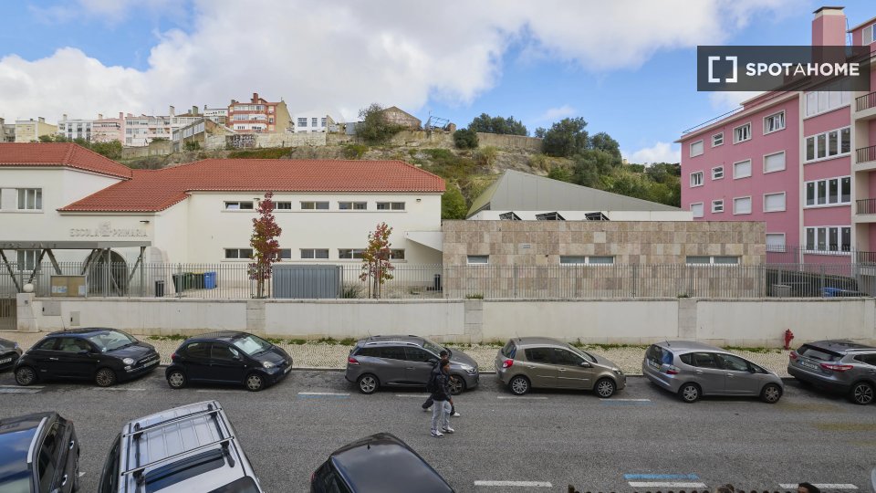 Double room Lisbon, 4 beds — photo 9