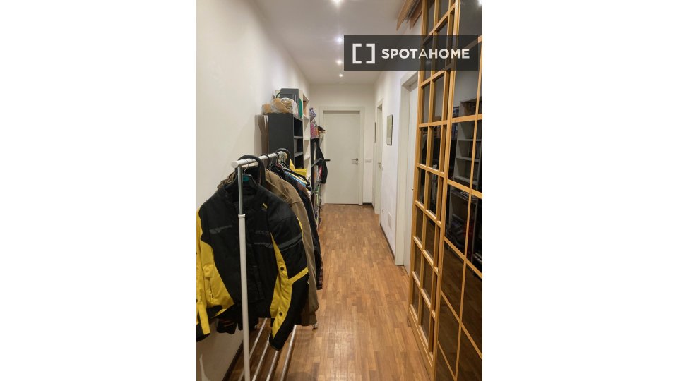 Double room Milan, 1 bed, 78m² — photo 9
