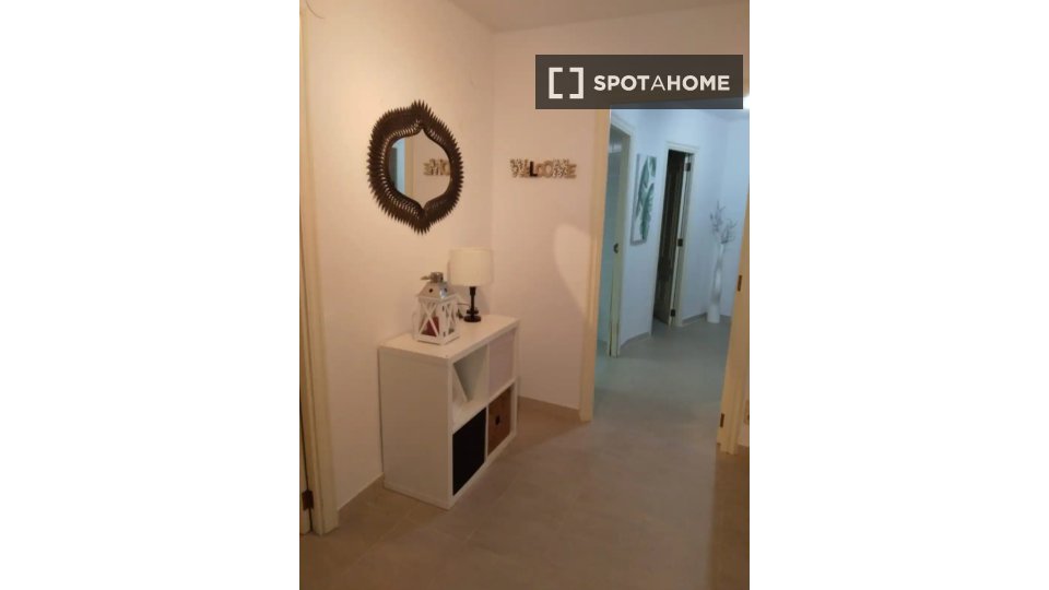 Apartment Valencia, 4 beds, 140m² — photo 15