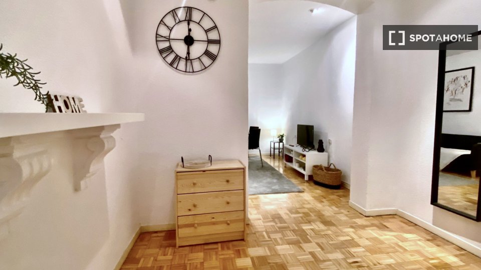 Double room Madrid, 5 beds — photo 73