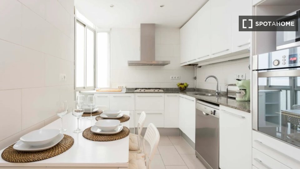 Double room Barcelona, 5 beds — photo 3