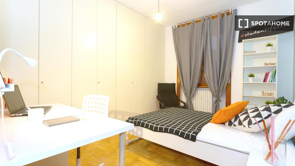 Double room Milan, 4 beds — photo 26