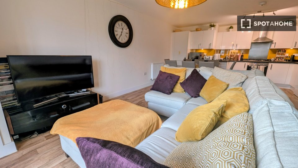 Apartment London, 2 beds — photo 2