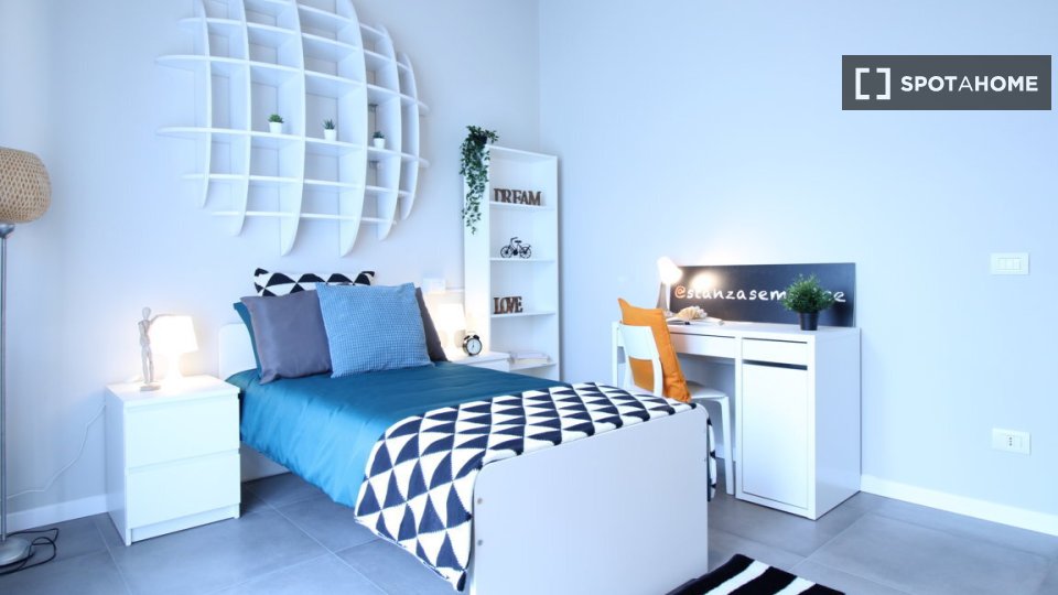 Double room Brescia, 4 beds — photo 10