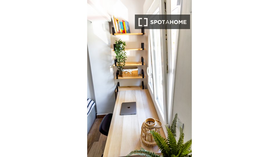 Double room Valencia, 4 beds, 90m² — photo 19