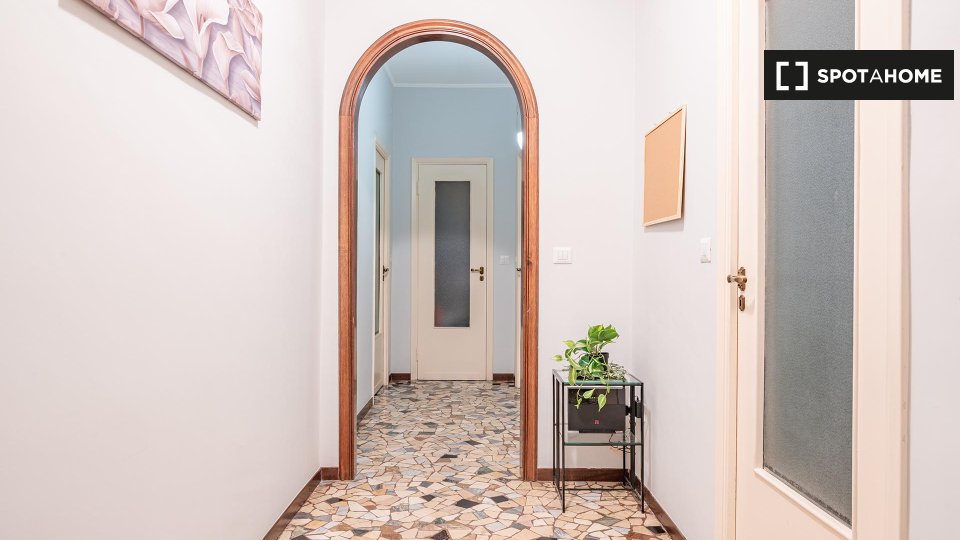 Double room Milan, 4 beds, 90m² — photo 17