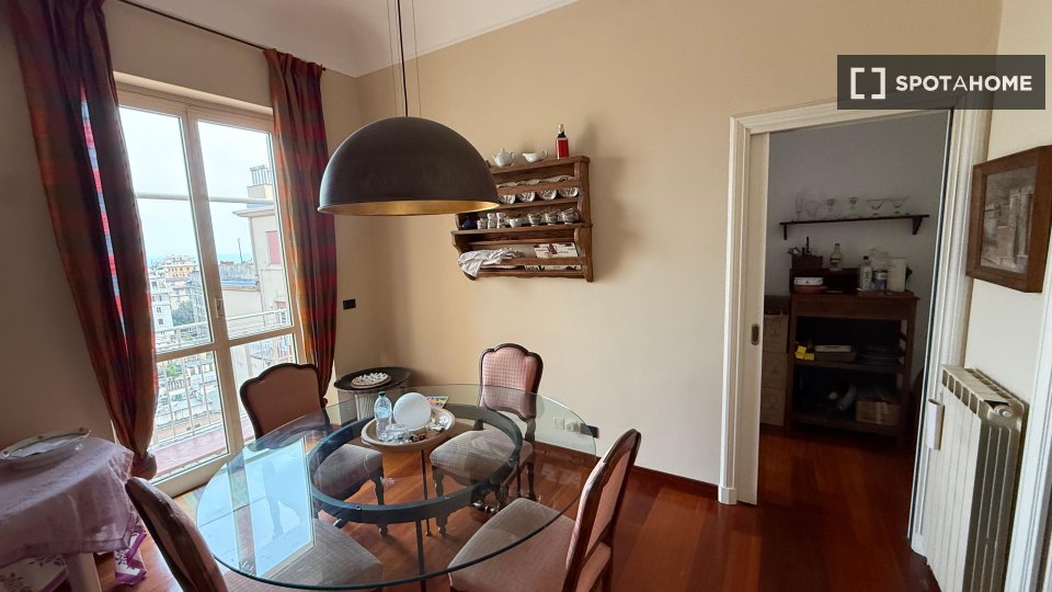 Apartment Genoa, 2 beds, 127m² — photo 1