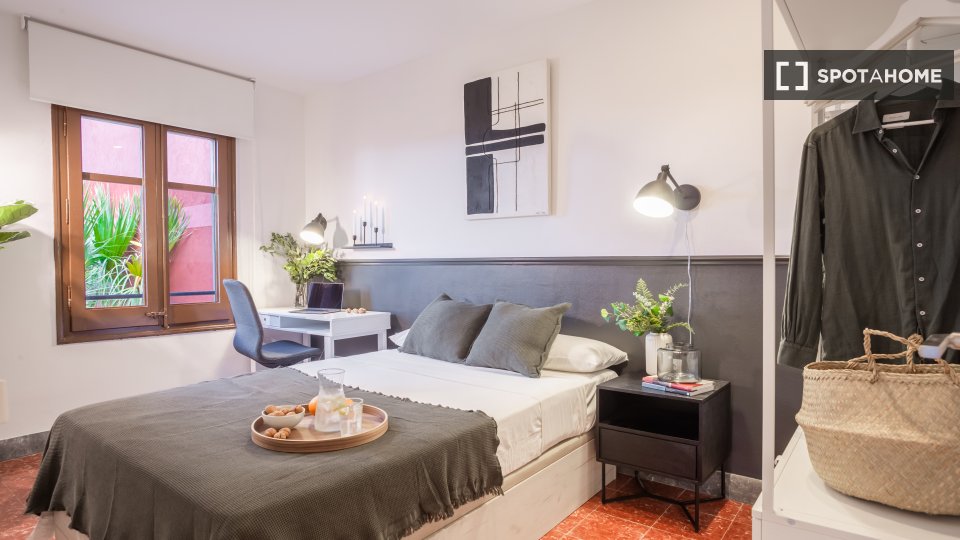 Double room Barcelona, 16 beds, 380m² — photo 7
