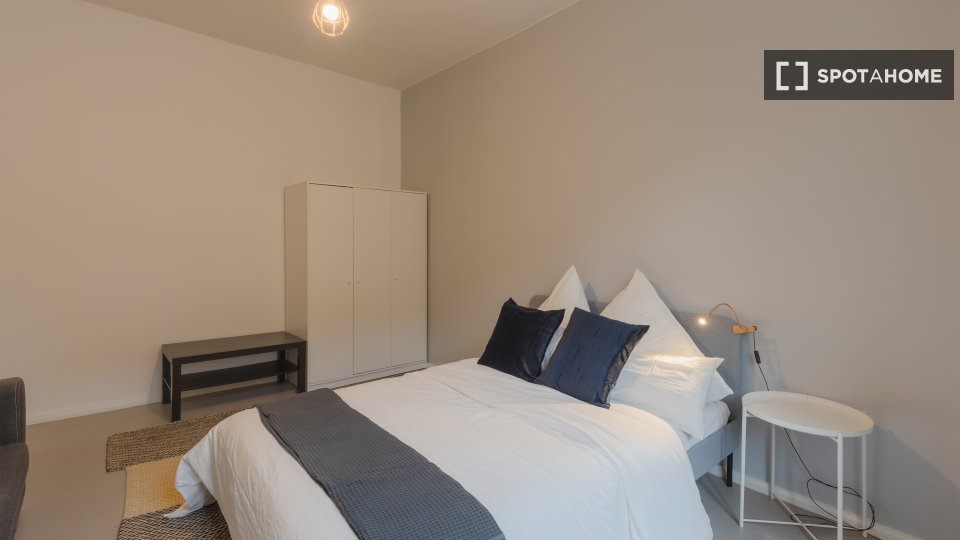 Double room Berlin, 9 beds, 50m² — photo 6
