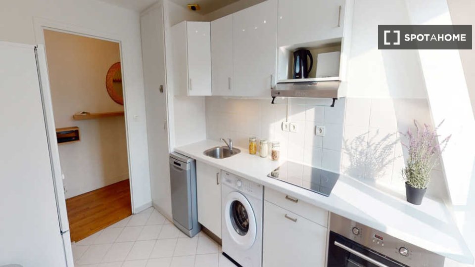 Double room Paris, 4 beds, 80m² — photo 13