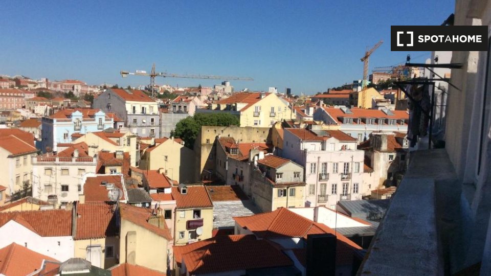 Apartment Lisbon, 1 bed — photo 17