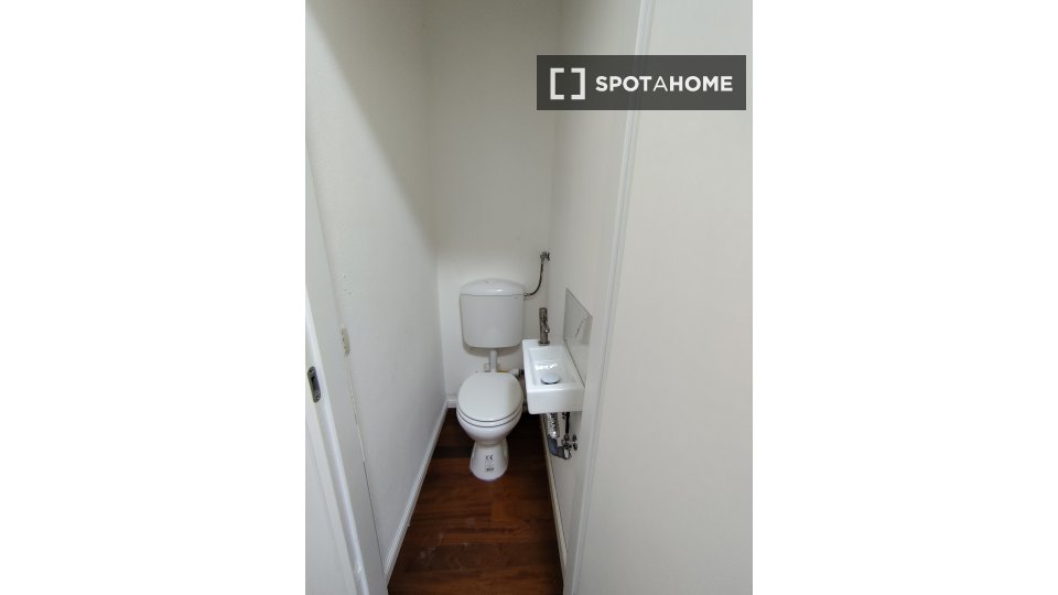 Double room Bologna, 8 beds, 185m² — photo 9