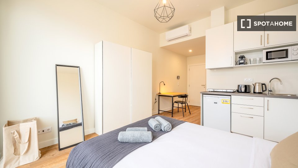 Apartment mono Lisbon, 18m² — photo 16