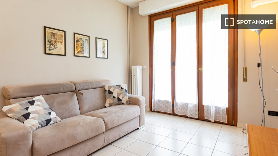 Apartment Milan, 1 bed, 60m² — photo 15