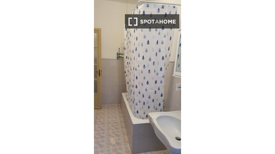 Double room Turin, 6 beds, 182m² — photo 19