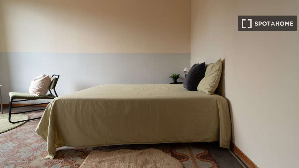 Double room Barcelona, 7 beds, 160m² — photo 5