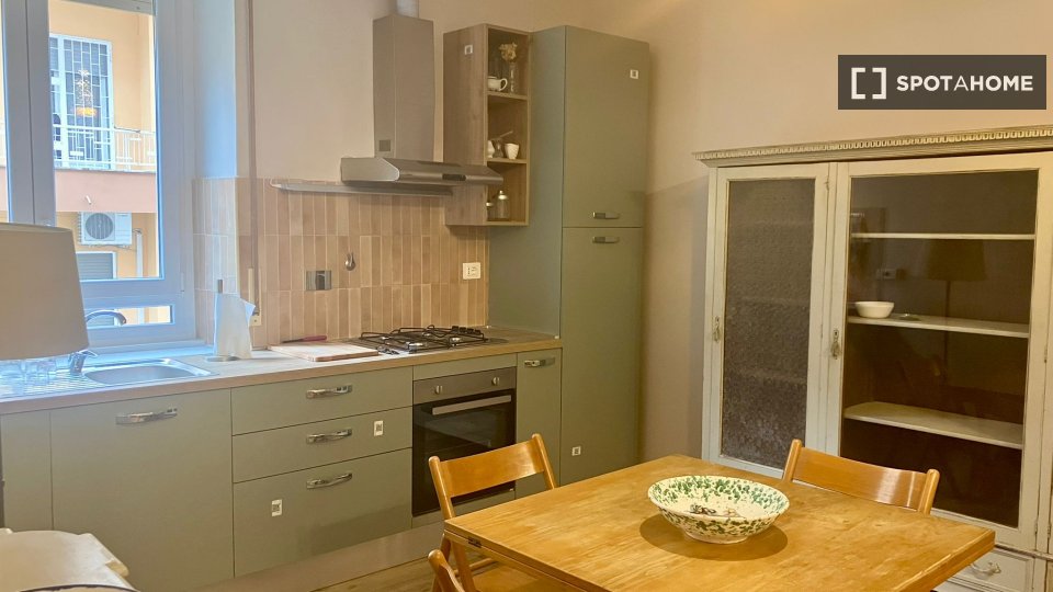 Apartment Rome, 2 beds, 70m² — photo 3