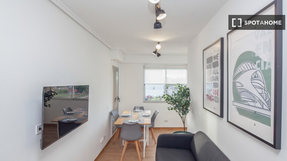 Double room Valencia, 4 beds — photo 19