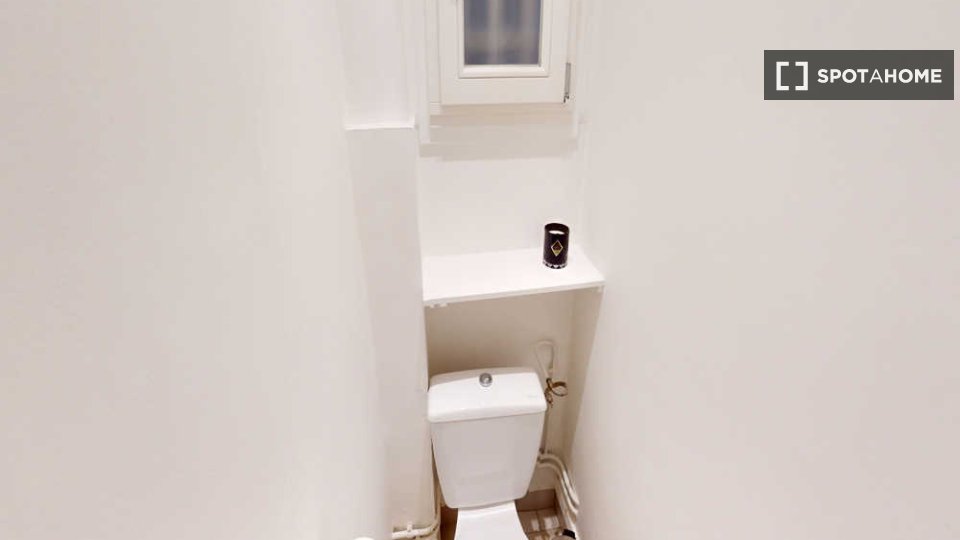 Double room Paris, 4 beds, 60m² — photo 4