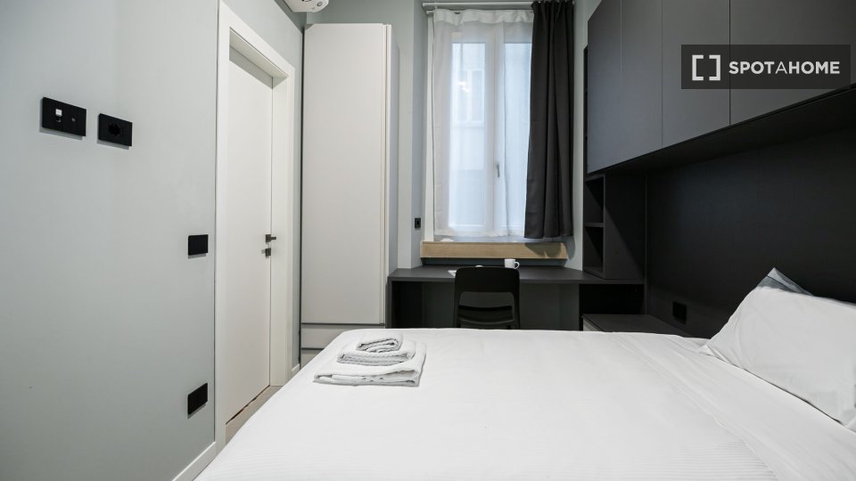 Apartment Milan, 2 beds, 72m² — photo 2