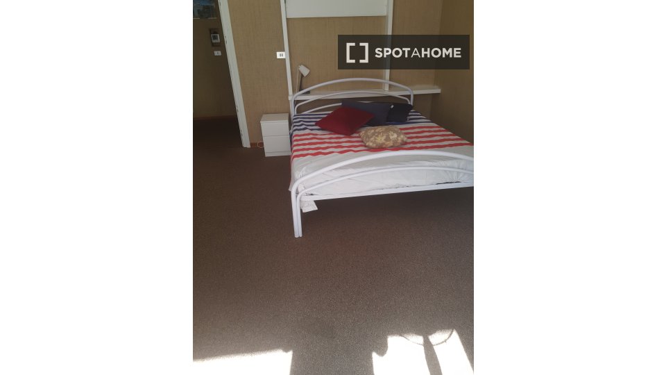 Double room Turin, 4 beds — photo 6