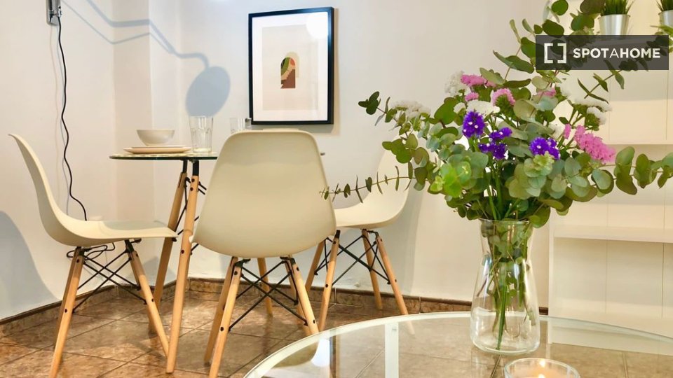 Apartment Valencia, 2 beds, 84m² — photo 6