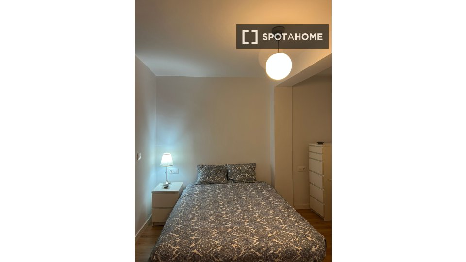 Double room Almeria, 2 beds — photo 1
