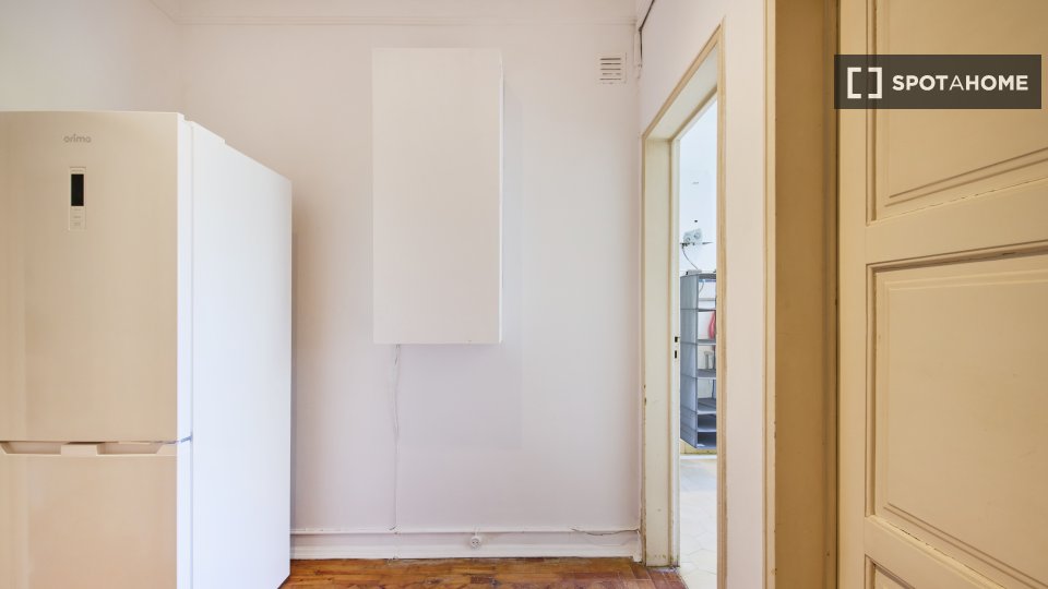 Double room Lisbon, 8 beds — photo 8