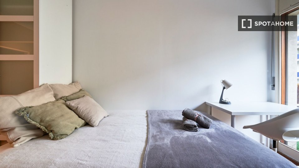 Double room Lisbon, 10 beds — photo 44