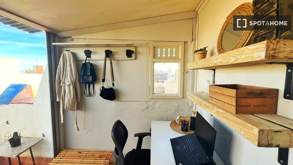 Double room Barcelona, 5 beds — photo 3