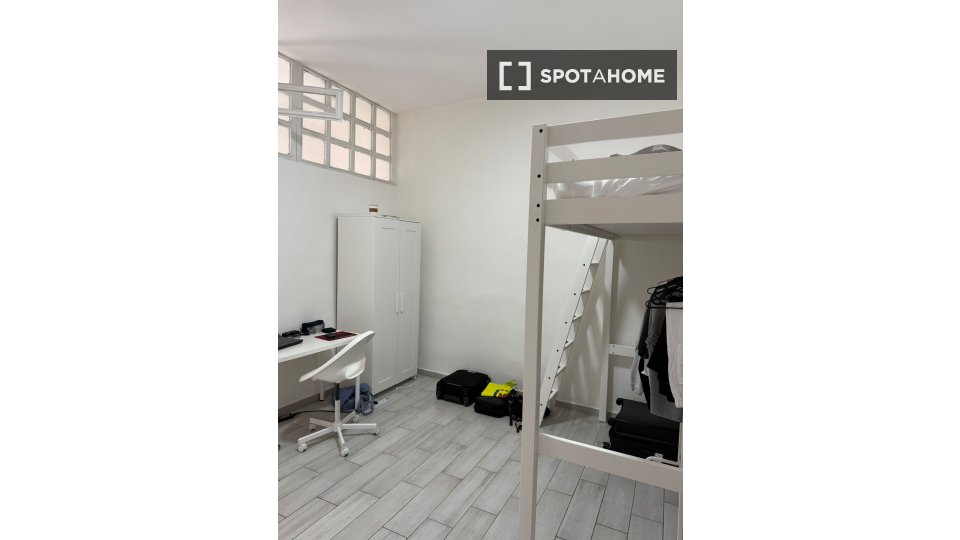Double room Naples, 8 beds — photo 1