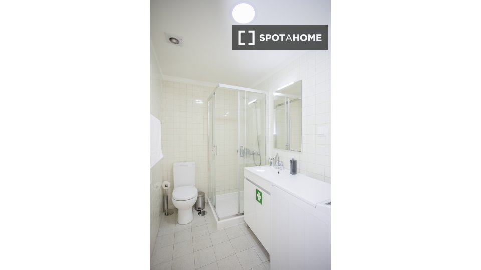 Apartment Porto, 1 bed, 42m² — photo 16