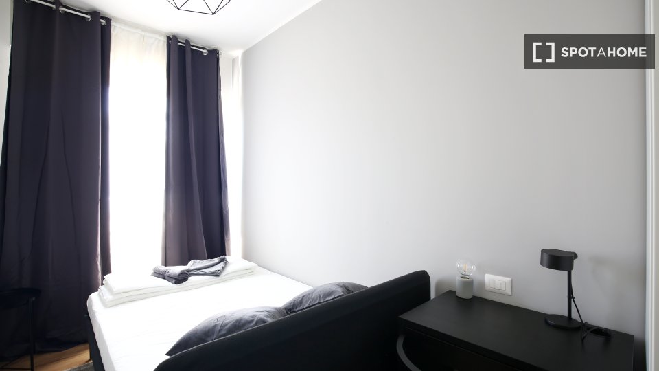 Double room Milan, 6 beds, 150m² — photo 2