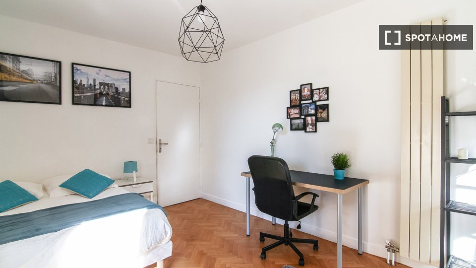 Double room Paris, 5 beds — photo 17