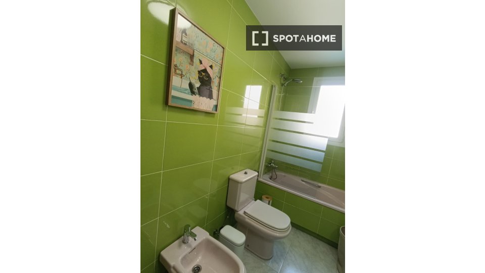 Apartment Alicante, 3 beds, 77m² — photo 3