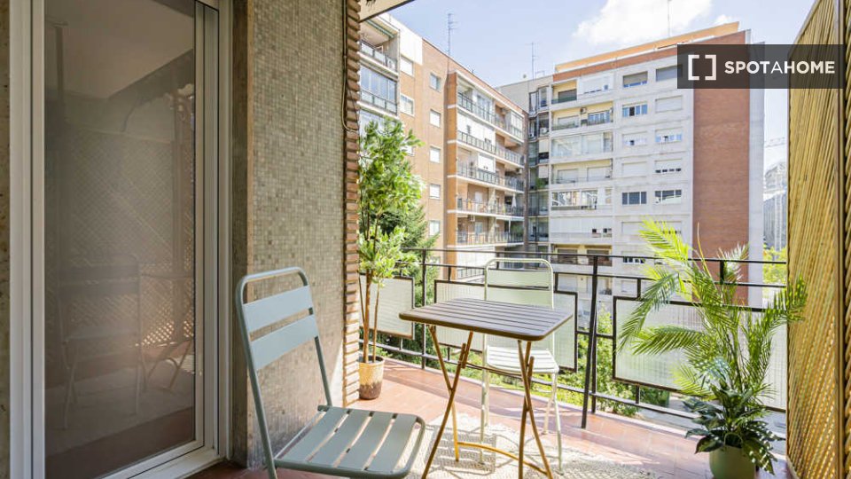 Double room Madrid, 6 beds — photo 23
