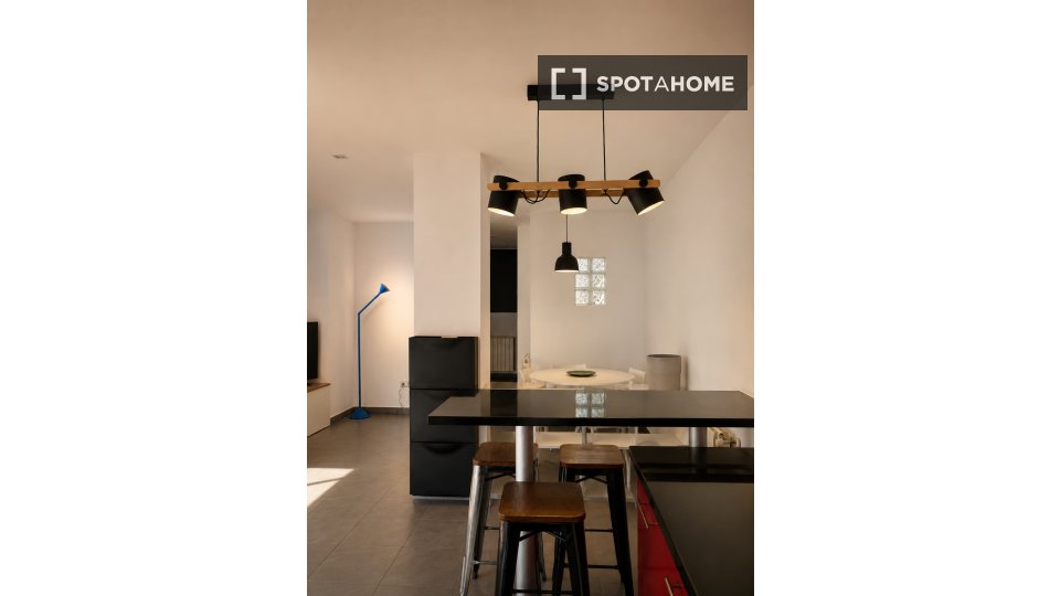 Apartment Valencia, 1 bed, 56m² — photo 27