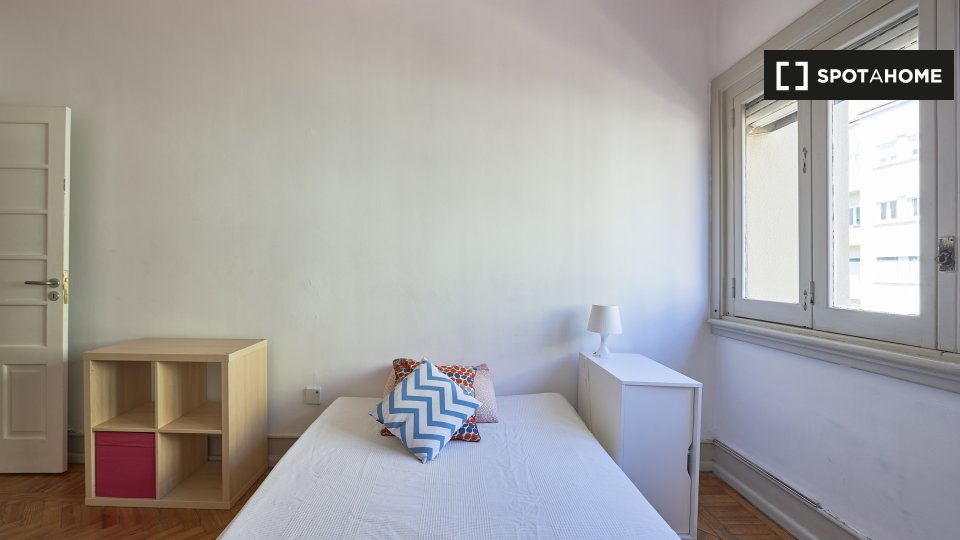 Double room Lisbon, 11 beds — photo 3