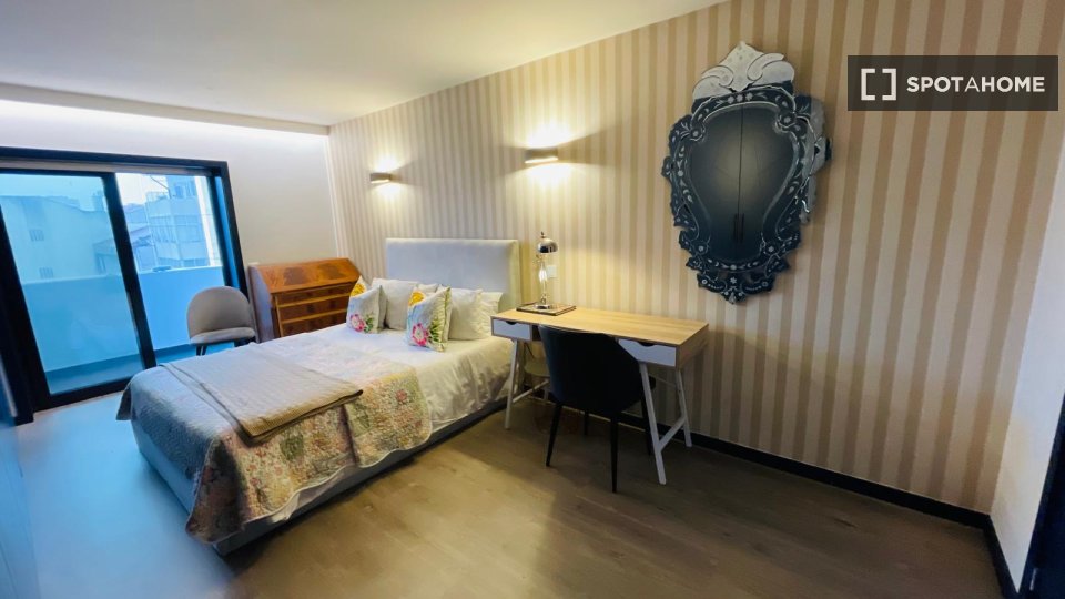 Double room Porto, 5 beds — photo 27