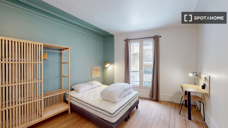 Double room Paris, 4 beds — photo 8