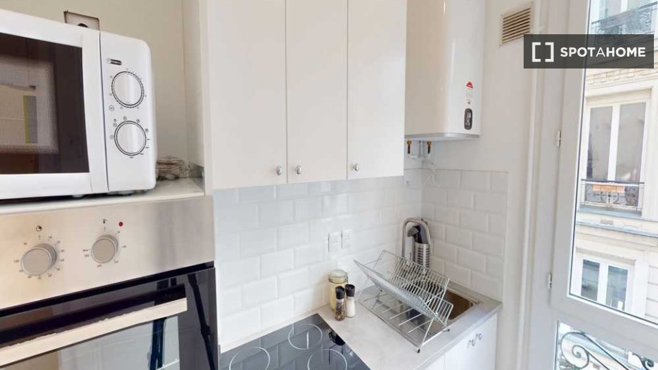 Double room Paris, 5 beds, 50m² — photo 11