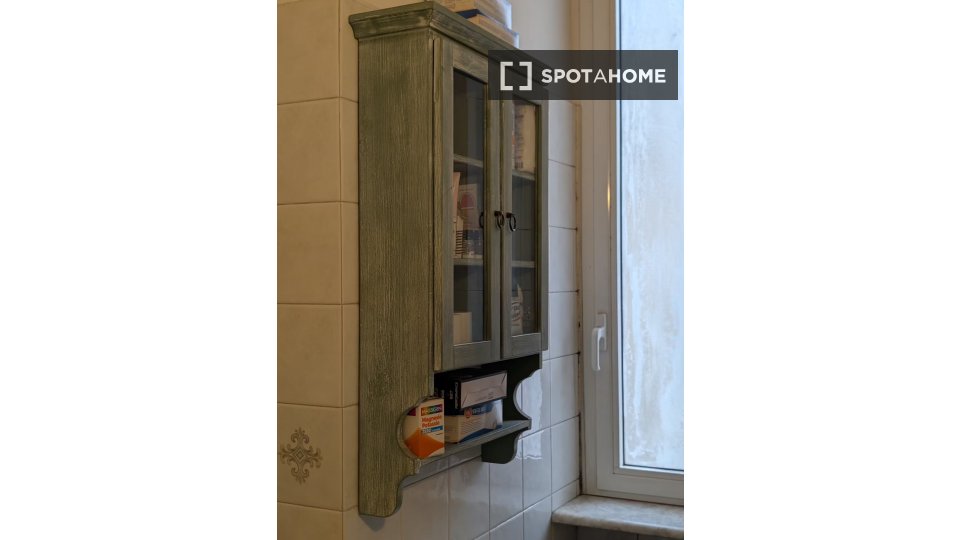 Double room Milan, 3 beds, 90m² — photo 11