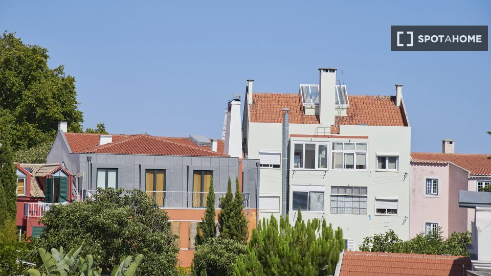 Double room Lisbon, 13 beds — photo 15
